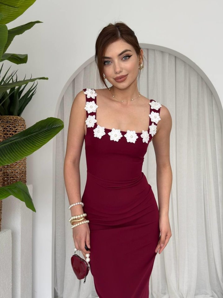 4c0adea52a9d4cd1efd5 Mıng Çiçek Detaylı Elbise - Görsel 1