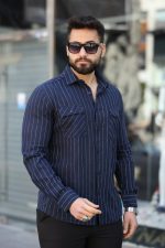 Erkek Pamuklu Çizgi Desenli Cep Detaylı Gömlek - Görsel 2