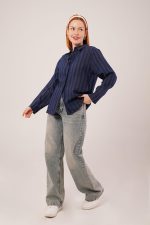 Düğmeli Ve Çizgi Detaylı Lacivert Gömlek - Görsel 2