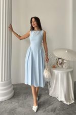 Mavi Yanları Büzgülü Midi Boy Keten Elbise - Görsel 3