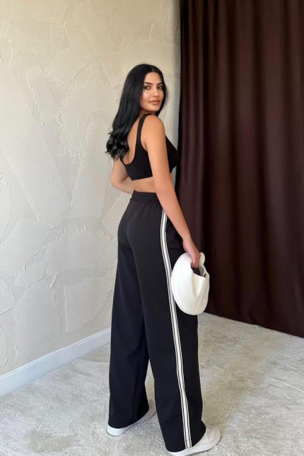 Siyah Yanları Şeritli Pantolon