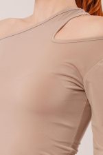 Omuz Dekolte Detaylı Krem Bluz - Görsel 3