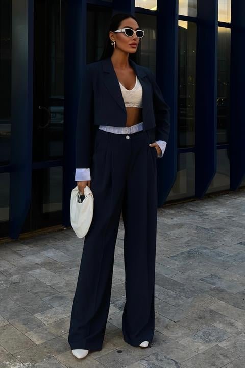 6dfb2f00a44664dac208 Garni Detaylı Crop Ceketli Takım 10075 - Görsel 1