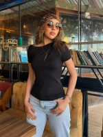 Kadın Kısa Kollu Tek Omuzu Açık Büzgülü Viskon Bluz - Görsel 2