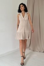 Bej Sırtı Açık Ceket Yakalı Elbise