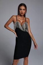 Kadın Omuz Askılı Derin Göğüs Dekolteli Zincir Detay Mini Elbise - Görsel 2