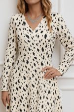 Kadın Uzun Kollu V Yakalı Desenli Kısa Keten Elbise - Görsel 2