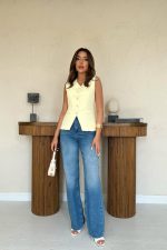 Sarı Belden Oturtma Detaylı Düğmeli Yelek - Görsel 2