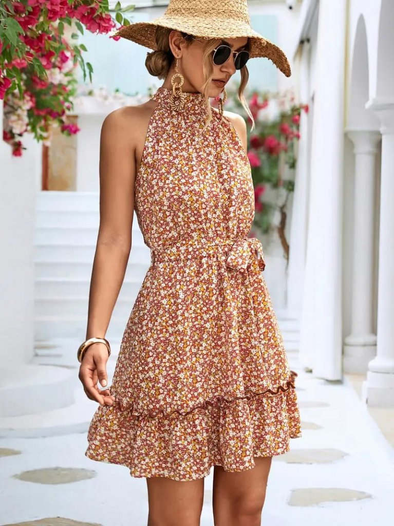 9a4ce6f4b40d5c1564b6 Kadın Eteği Volanlı Halter Yaka Süprem Elbise - Görsel 1