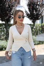 Kadın Uzun Kollu Kruvaze Yakalı Toka Detaylı Viskon Bluz - Görsel 2