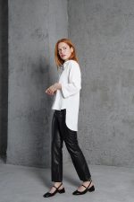 Kol Katlama Detaylı Beyaz Gömlek - Görsel 3