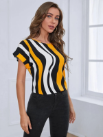 Kadın Kısa Yarasa Kol Bisiklet Yaka Süprem Bluz - Görsel 3