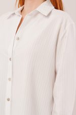 İnce Çizgi Detaylı Beyaz Gömlek - Görsel 3