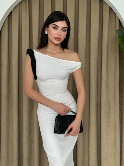 Jovani Omuz Detaylı Elbise