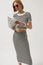 Çizgili Midi Dokulu Etek - Görsel 2