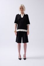 V Yaka Dokulu T-Shirt