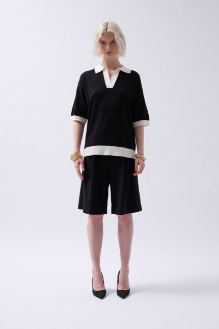 V Yaka Dokulu T-Shirt