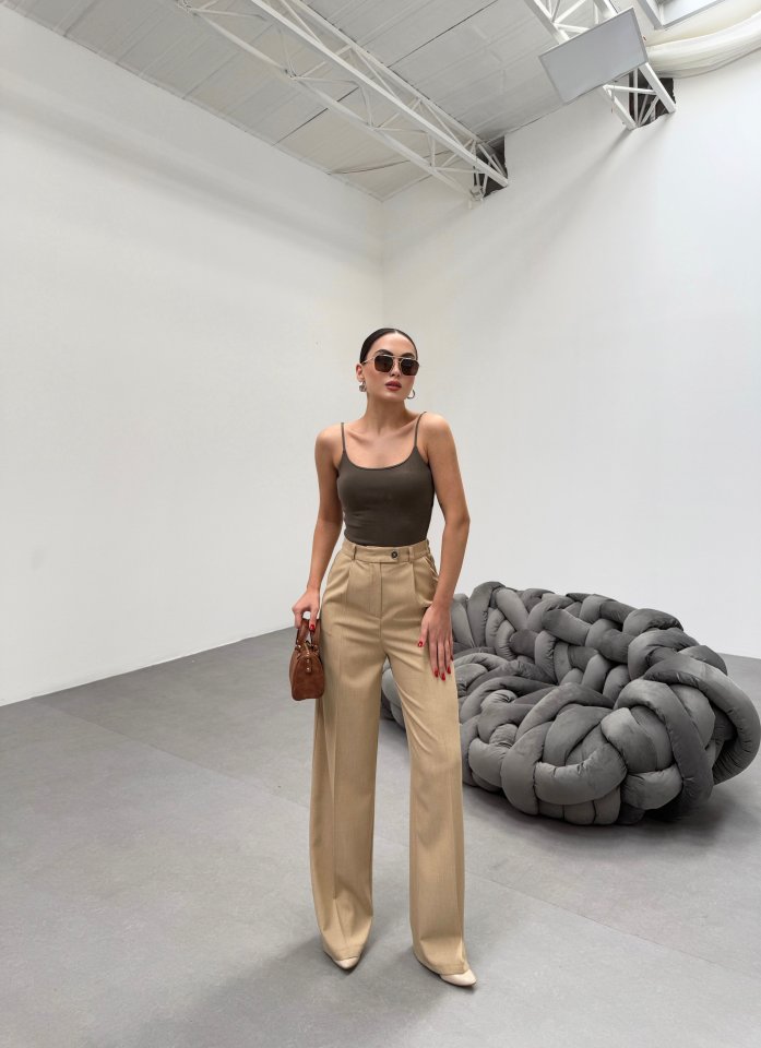 BL67ce3f8d67b5367ce3f8d67b56 Trio Arka Bel Lasti̇k Detayli Palazzo Pantolon - Görsel 1