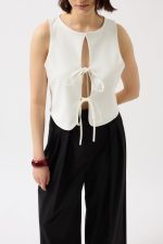 Bağcık Detay Dekolte Bluz - Görsel 3