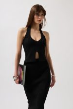 V Detay Dokulu Crop Bluz - Görsel 3