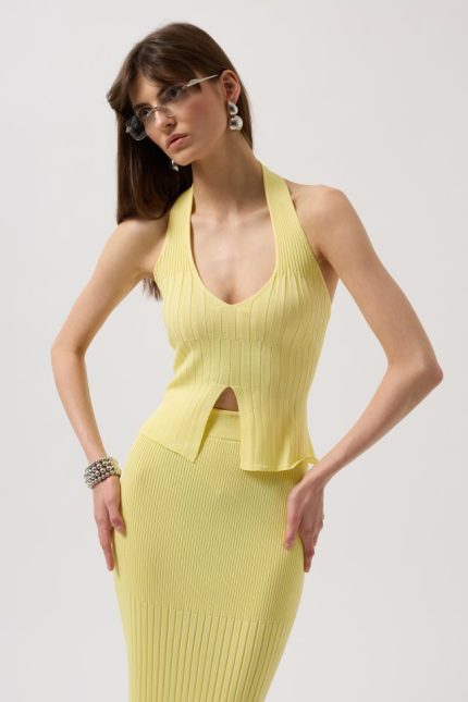 V Detay Dokulu Crop Bluz