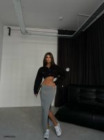 Yırtmaçlı Midi Boy Etek