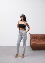 Dekorati̇f Düğmeli̇ Arka Bel Lasti̇kli̇ Pantolon