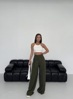 Üç Düğme Detayli Palazzo Pantolon