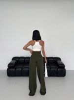 Üç Düğme Detayli Palazzo Pantolon - Görsel 2