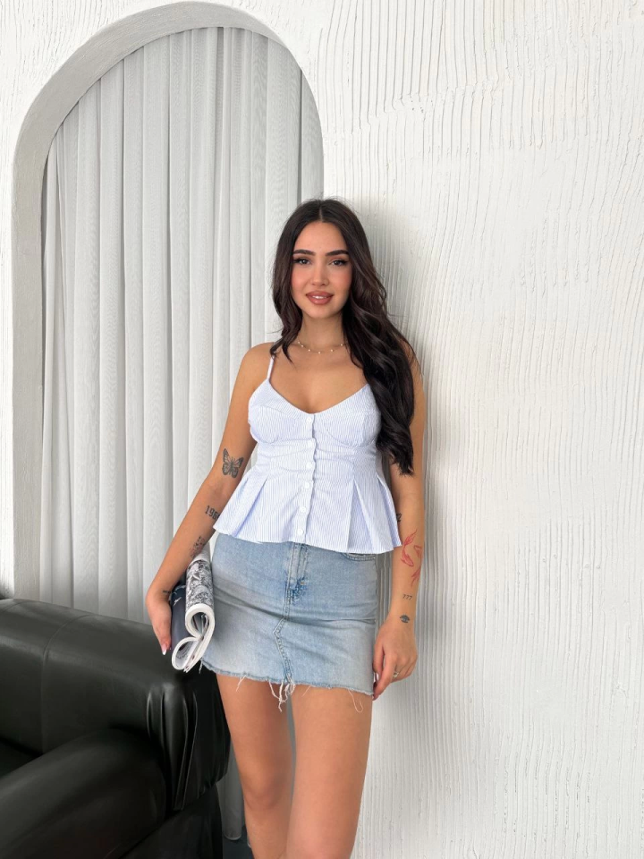 TY680025b3768b9680025b3768bb Askılı Dekolte Deraylı Crop - Açık Mavi - Görsel 1