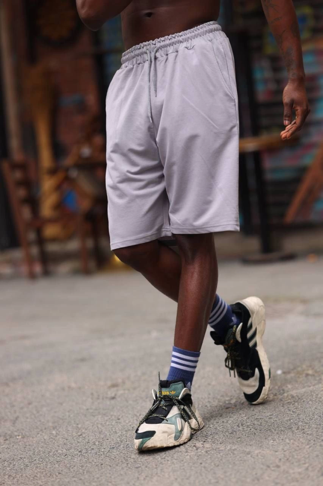 TY68377decd73f868377decd73f9 Erkek İki İplik Cepli Şort - Gri - Görsel 1