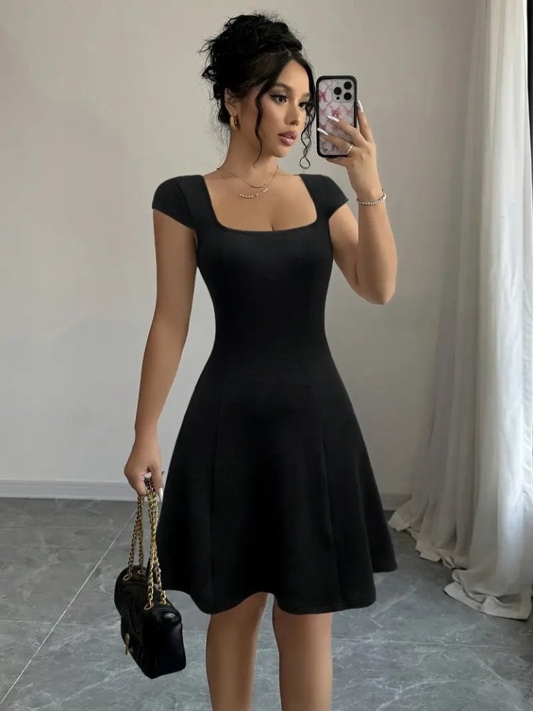 ab960a89eec7cdca2494 Kadın Kısa Kollu Geometrik Yakalı Janjan Krep Elbise - Görsel 1