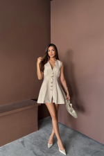 KOLSUZ GOLD DÜĞME ELBİSE PENS VE PİLELİ KISA - Bej