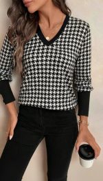 Kadın Uzun Kollu V Yakalı Desenli Süprem Bluz - Görsel 3