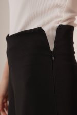 Bol Paça Yandan Fermuarlı Siyah Kumaş Pantolon - Görsel 3