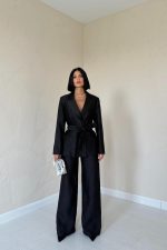 Siyah Beli Kuşaklı Ceket Ve Pantolon Parlak Takım