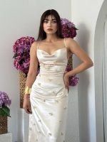 Dora Çiçek Detaylı Elbise - Görsel 3