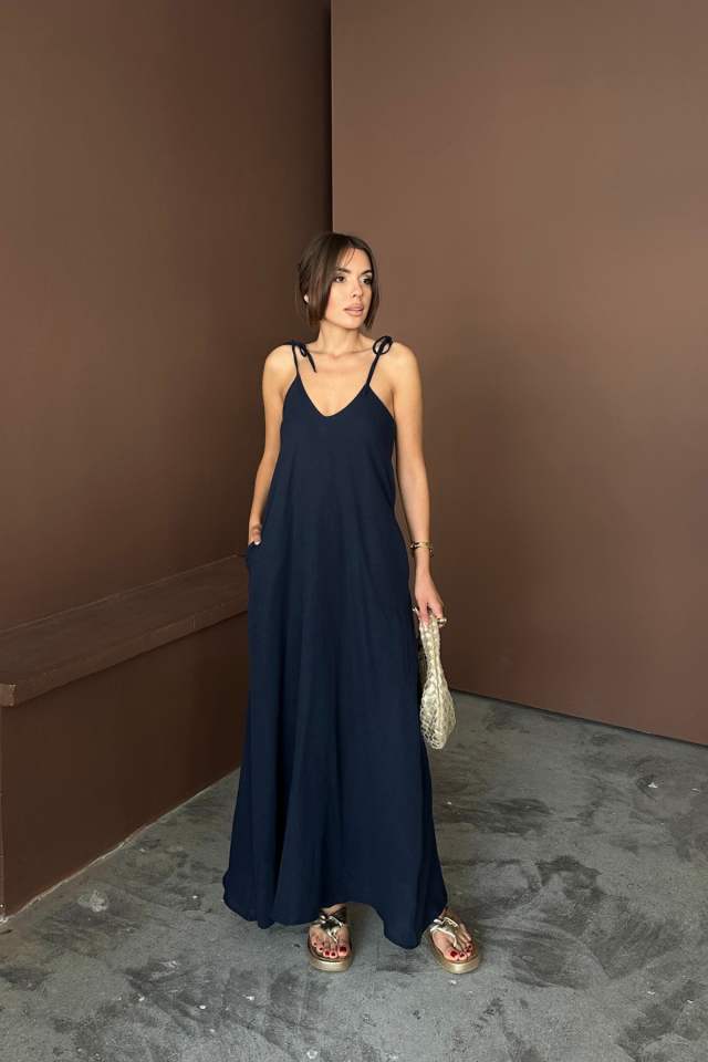 decbdf3ecf3cb2607677 ASKILI UZUN SALAŞ MÜSLİN ELBİSE - Lacivert - Görsel 1