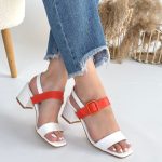 Year Beyaz Cilt Turuncu Detaylı Beyaz Topuklu Ayakkabı - Görsel 4