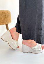 Moka Bej Triko Dolgu Topuk Terlik - Görsel 3