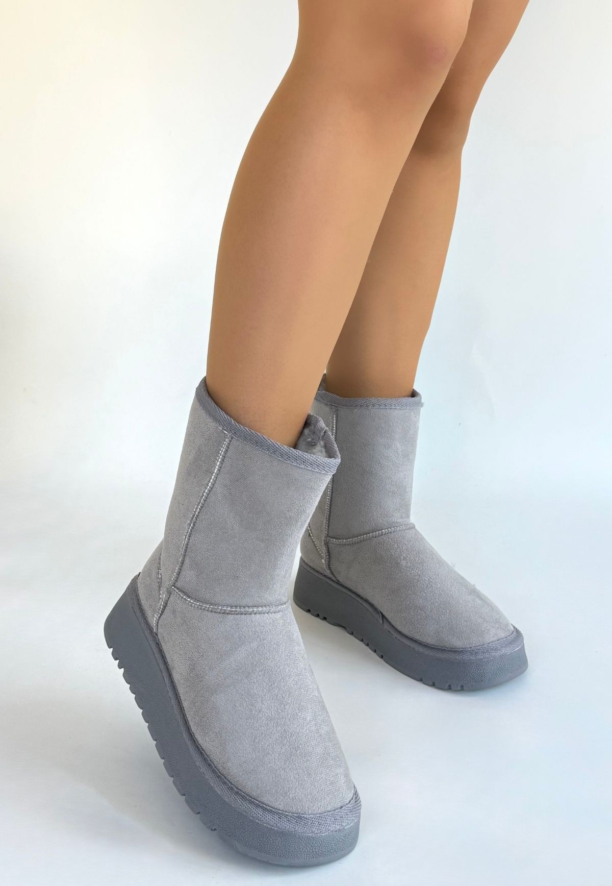 pro_erb175774941068c520a277c4f Sophia Gri Süet Bot - Görsel 1