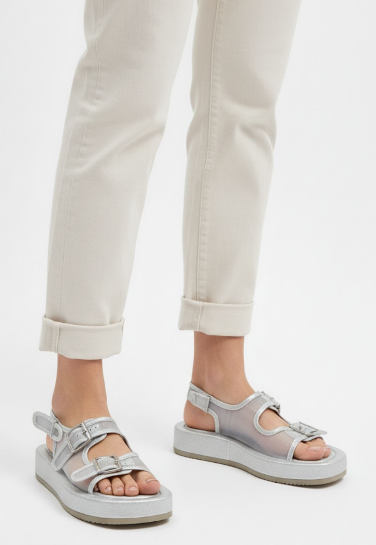 pro_erb175948019268df89802603a Sinna Gümüş Cilt Tül Detaylı Sandalet - Görsel 1