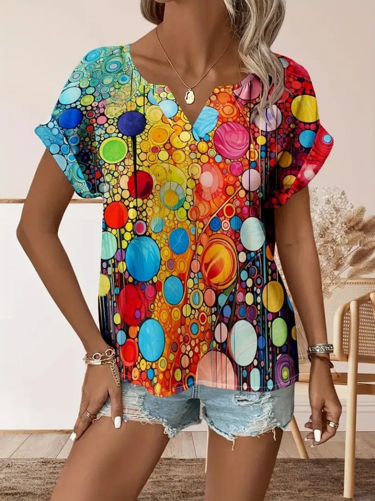 53eb05cc8b1029af39e5 Kadın Kısa Kollu V Yakalı Desenli Süprem Bluz - Görsel 1