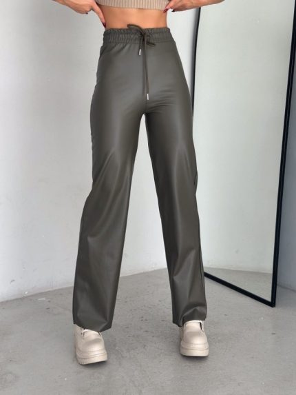 Yüksek Bel Geniş Paça Içi şardonlu Deri Pantolon.