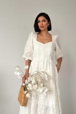 Beyaz Düğmeli Brode Elbise - Görsel 2