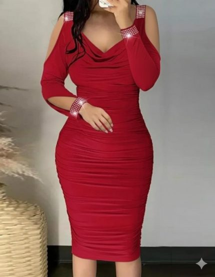 Kadın Omuzlardan Açık Uzun Kollu Taşlı Degaje Yakalı Sandy Midi Elbise