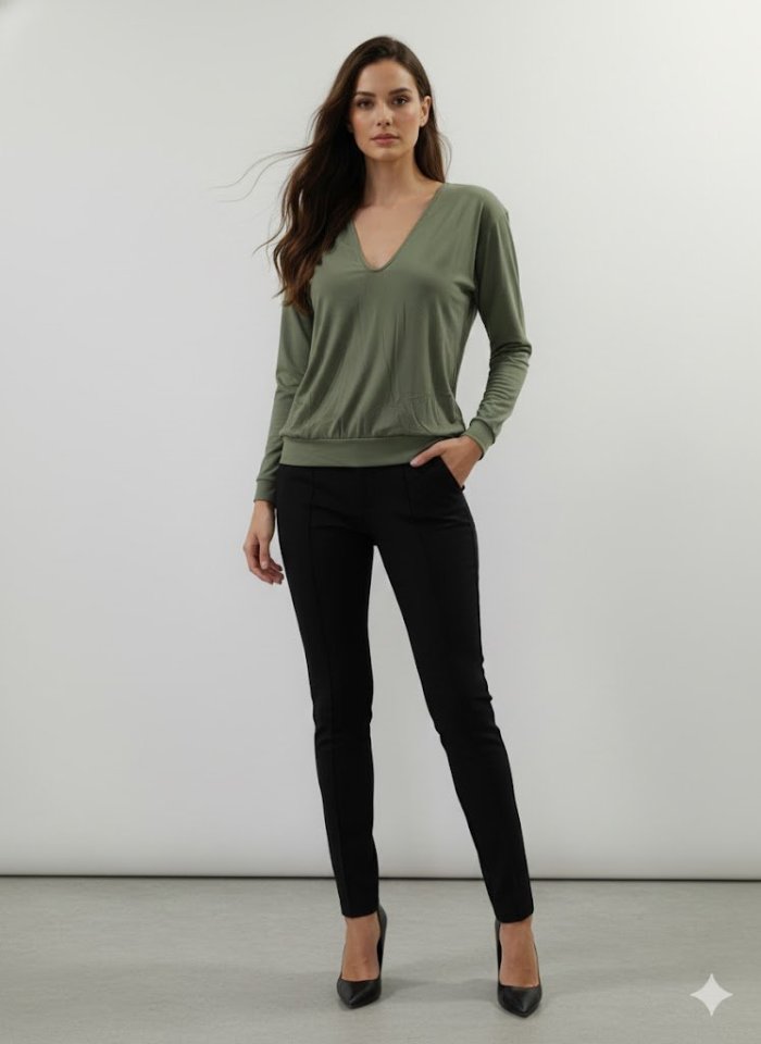e4ec8a4de8f1afdee8f1c452fca48705 Kadın Uzun Kollu V Yaka Bluz - Görsel 1
