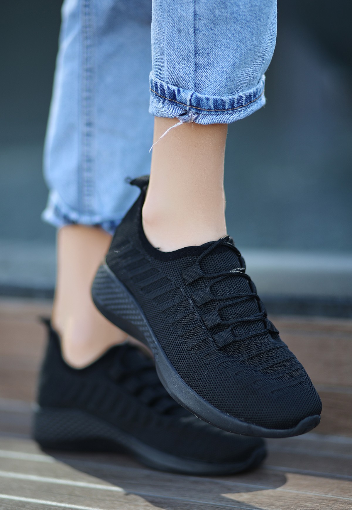 pro_erb167819596564073cfd80226 Wina Siyah Triko Spor Ayakkabı - Görsel 1