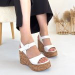 Riboy Beyaz Cilt Dolgu Topuk Sandalet - Görsel 4