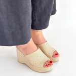 Tlay Bej Hasır Dokumalı Dolgu Topuk Terlik - Görsel 4